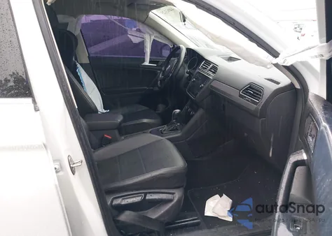 2018 Volkswagen Tiguan 2.0T Se/2.0T Sel from USA, damaged, VIN 3VV3B7AX1JM184912